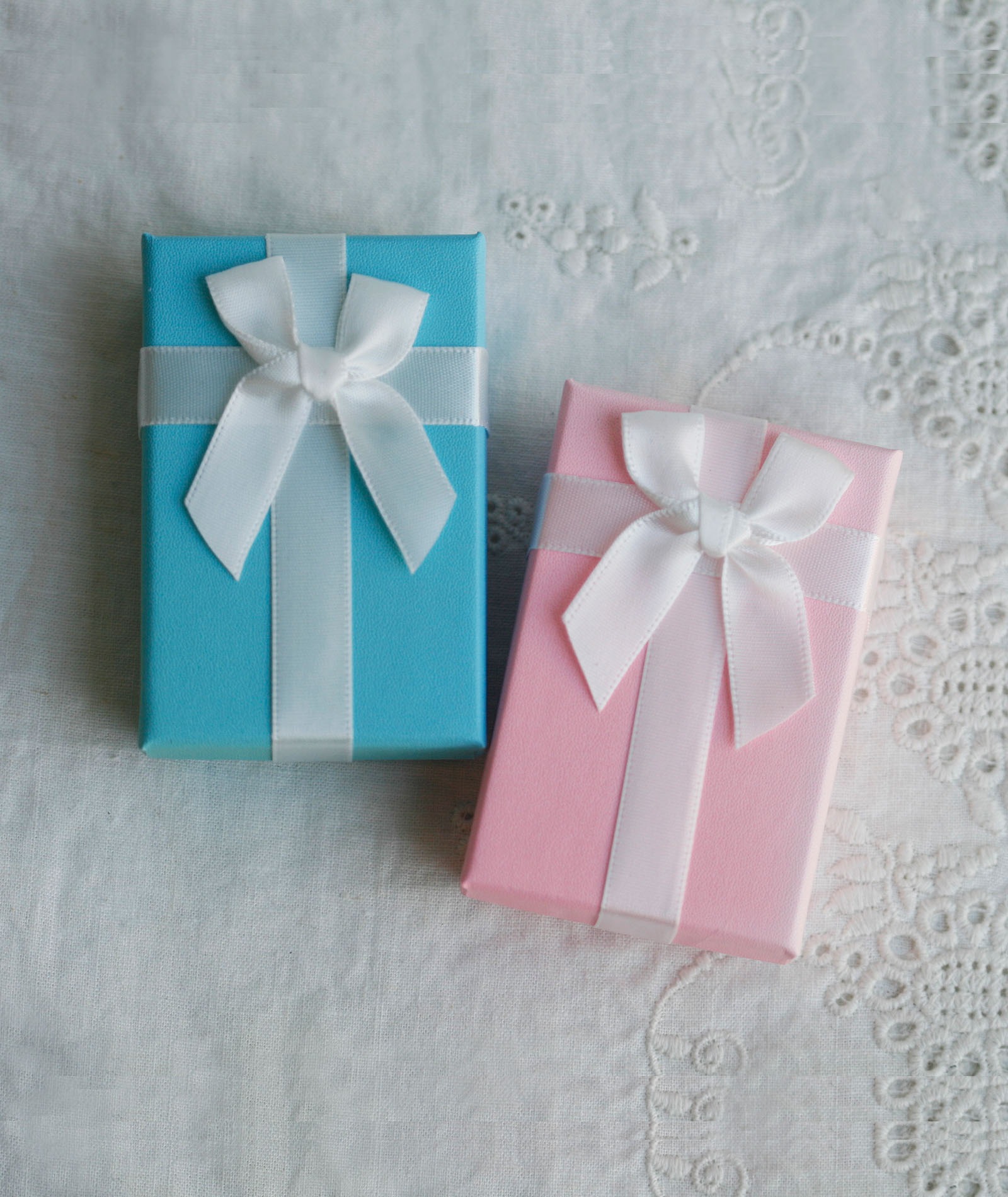 Gift box 中  (5.5cm*8.3cm)