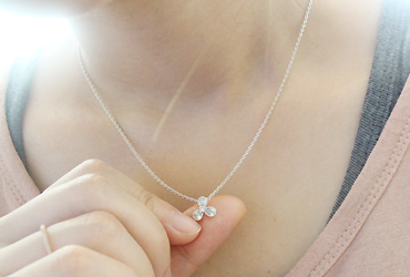 innocent girl necklace[2color]