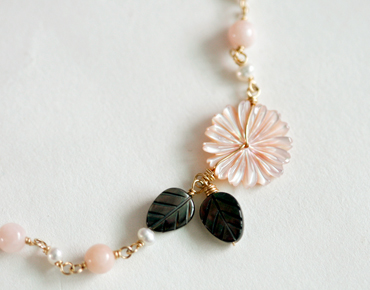 Pink opal &amp; flower bracelet